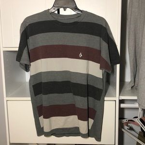 Red/black/Grey/white Volcom t-shirt